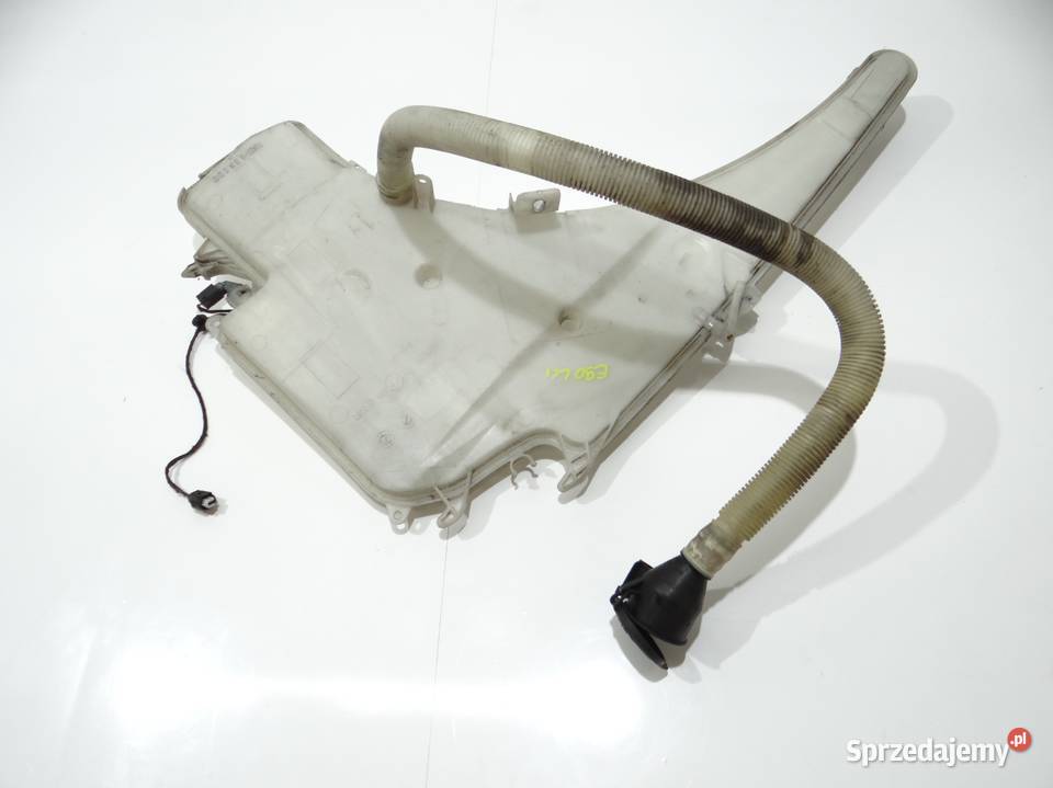 ZBIORNIK PŁYNU DO SPRYSKIWACZY BMW E90 LCI Strzyżewice