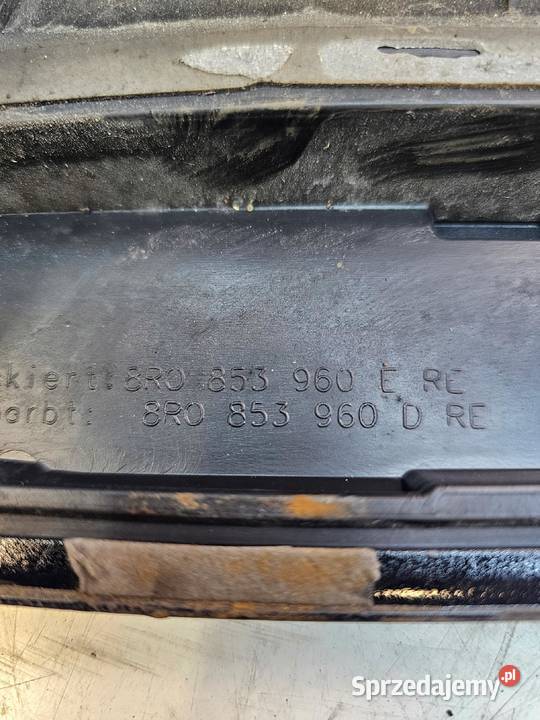 LISTWA DRZWI PRAWY PRZÓD AUDI Q5 8R 8R0853960E Przystajń