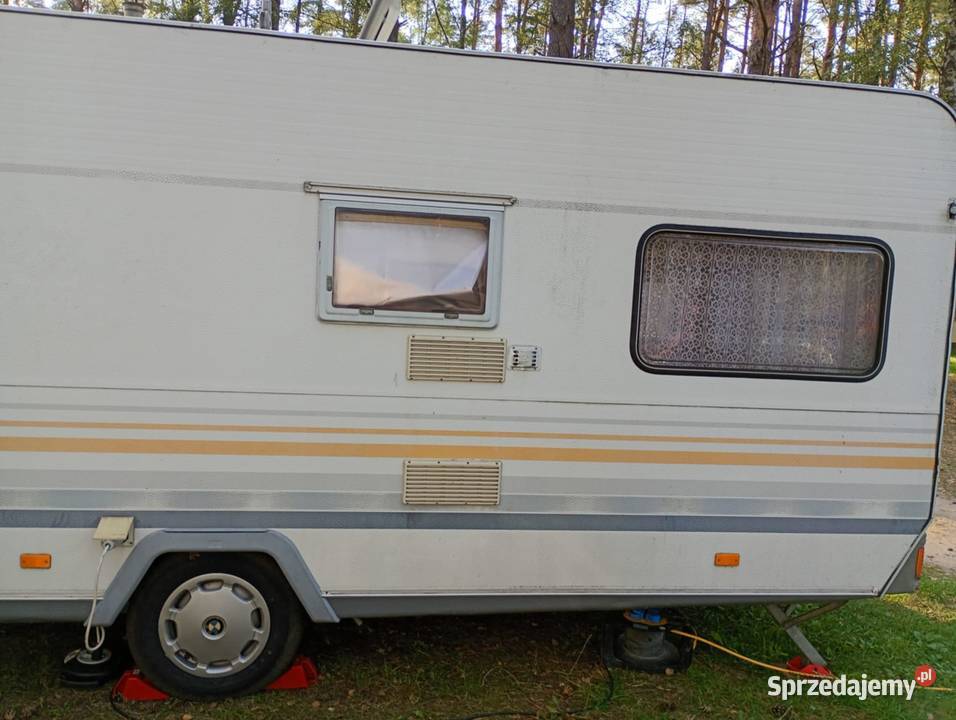 Przyczepa kempingowa Knaus Azur