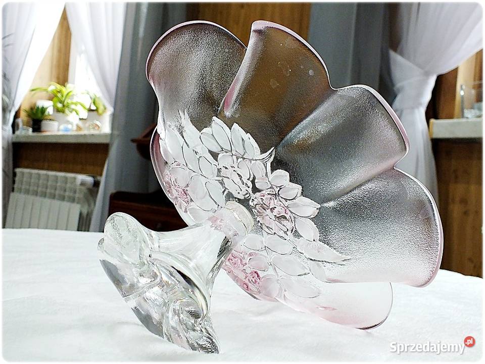 Stara Patera szklana Różowe Szkło z tłoczonymi Żary