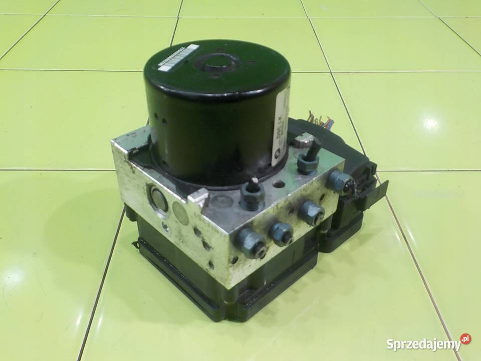 BMW 3 E90 LIFT 30 B 09r SEDAN pompa ABS 6790146 osobowe Suków