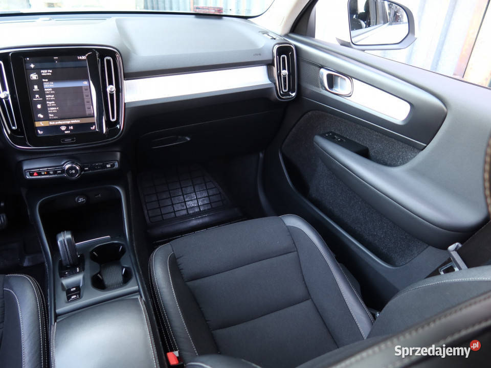 Volvo XC40 D4 AWD śląskie Katowice
