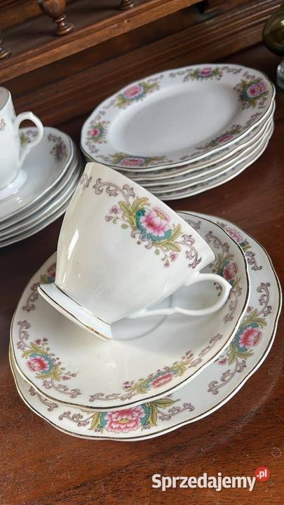 Filiżanka z talerzkiem deserowym Made in China Gdańsk sprzedam