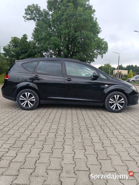 Seat Altea XL 1.9 TDI 140 koni nawigacja DVD w zagłówkach