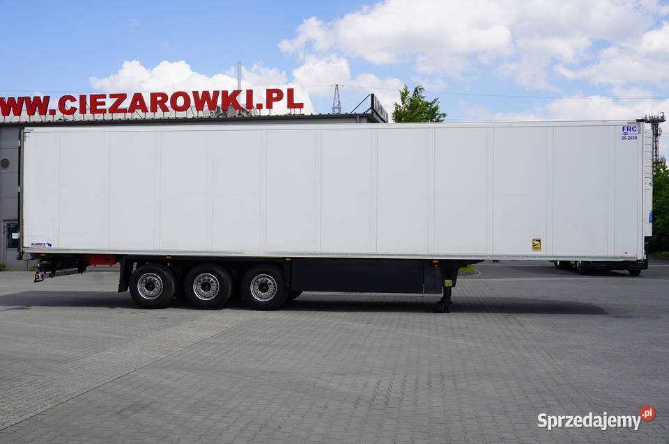 Naczepa chłodnicza Schmitz Carrier Vector Kraków