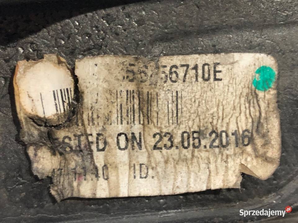 LUSTERKO PRAWE OPEL COMBO D Hatchback ZEWNĘTRZNE