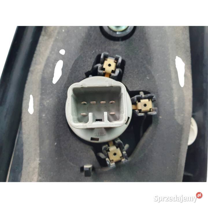 LAMPA PRAWA Toyota Yaris Verso 19992005 tylna Chełm sprzedam