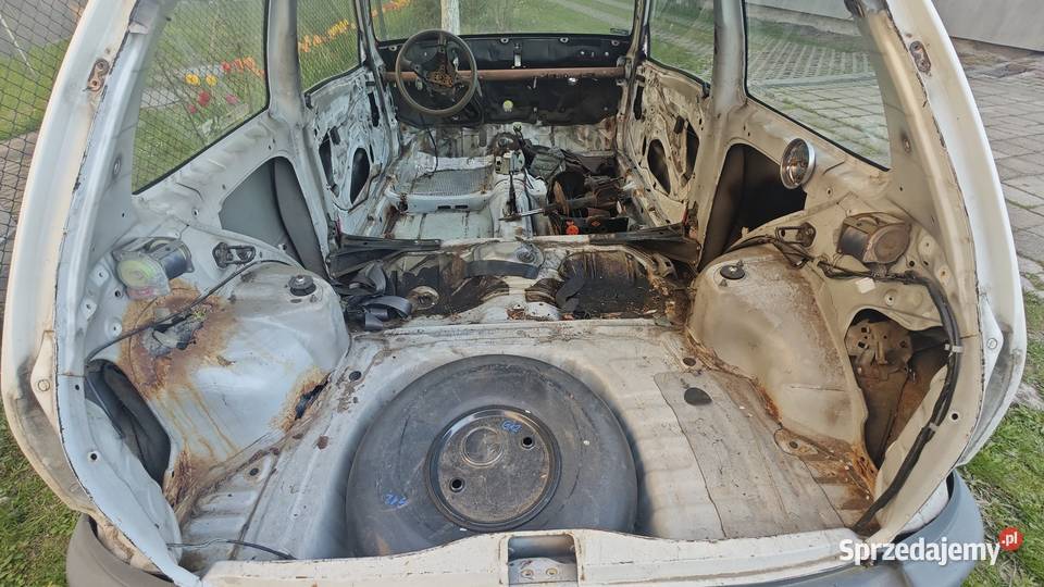 Toyota Starlet EP91 blacharka biała uszkodzony Starlet Tarnowskie Góry