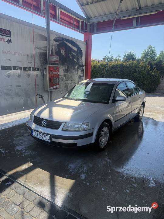 Passat 18B nowe OC i bt klimatyzacja sprawna klimatyzacja