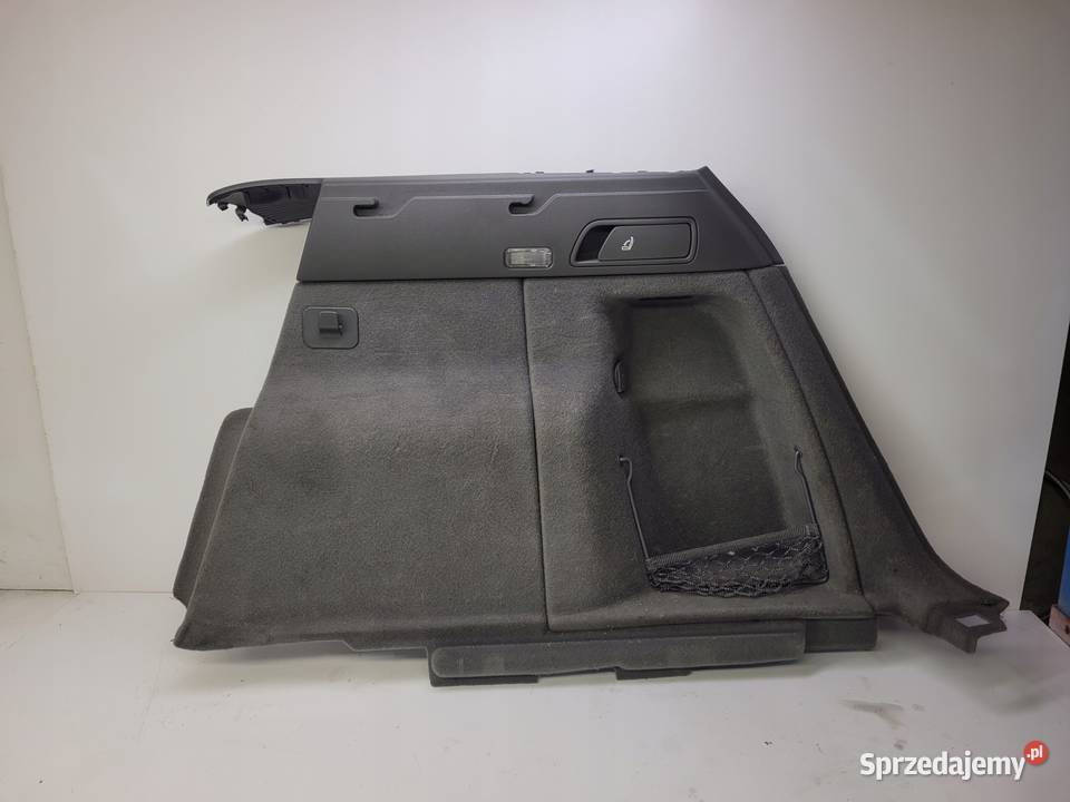 BOCZEK BAGAŻNIKA PRAWY AUDI Q5 8R 8R0863880D Przystajń