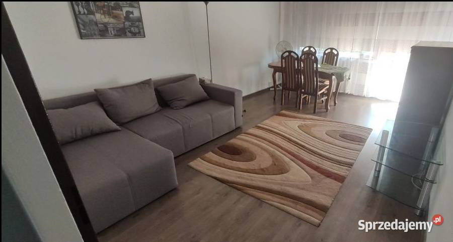 3pok 58met Sikorskiego BALKONPIWNICA Legnica 3 piętra i więcej sprzedam