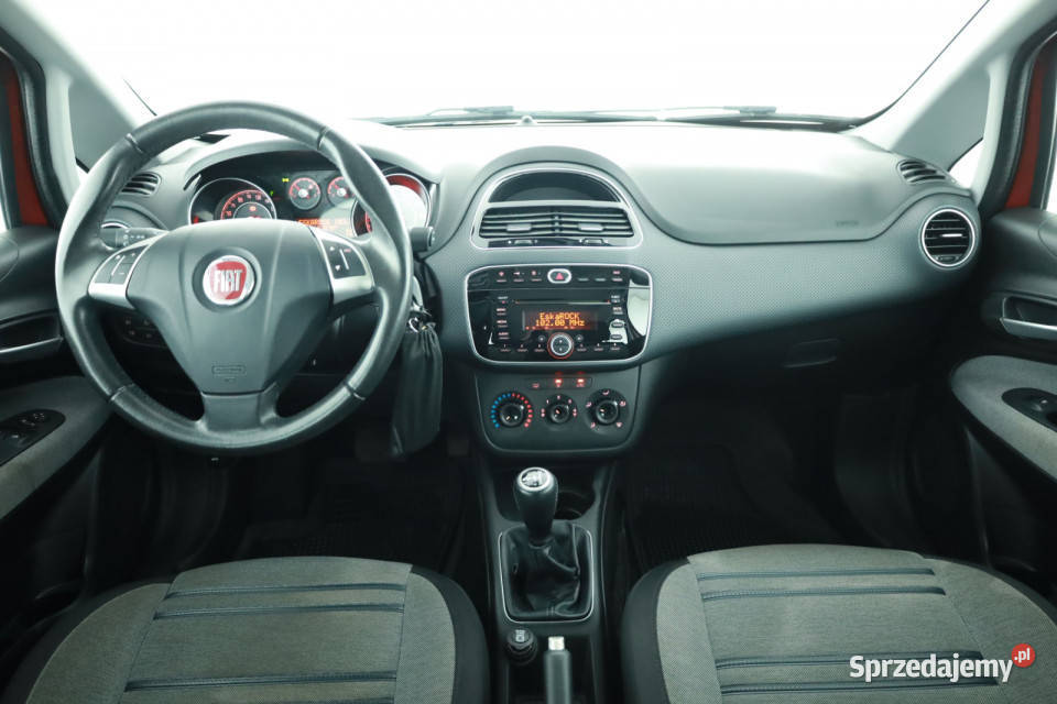 Fiat Punto Evo 14 Rok produkcji 2010 mazowieckie Piaseczno