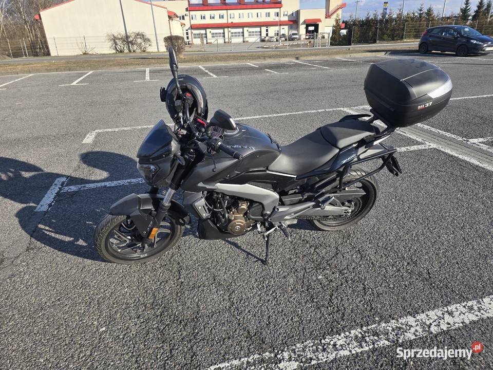 Bajaj Dominar 400 Czarny super stan akcesoria Tarnów