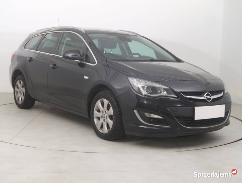 Opel Astra 16 CDTI światła przeciwmgielne Bielany Wrocławskie sprzedam