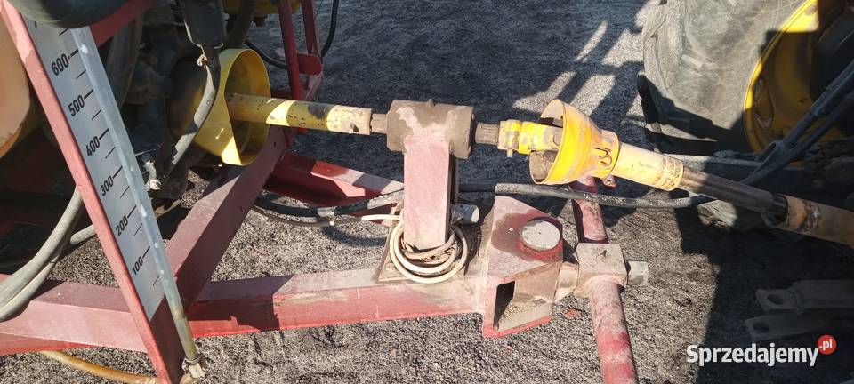 Opryskiwacz polowy 1500 l wielkopolskie Siekierki Małe sprzedam