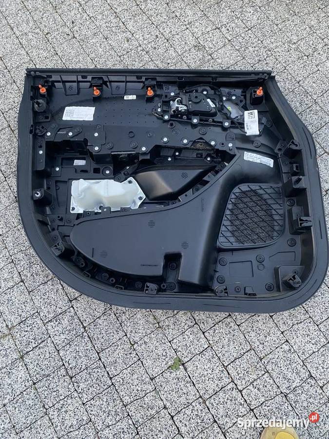 Boczek drzwi chrysler pacyfica lubelskie