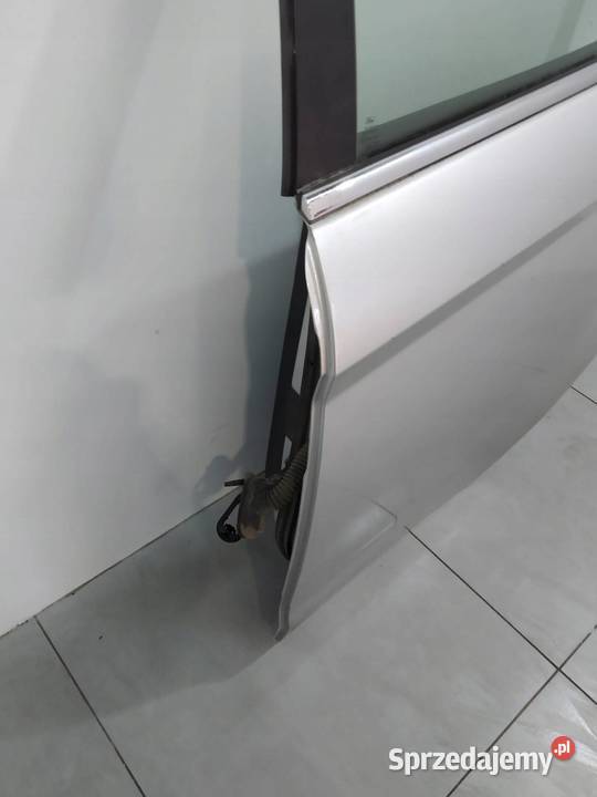 DRZWI LEWE TYŁ 5D 69 Ford Fiesta Mk7 20082016