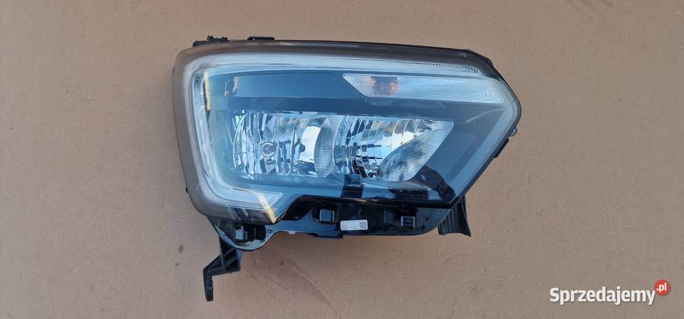 RENAULT MASTER IV 4 REFLEKTOR PRAWY LAMPA PRAWA Bieleń