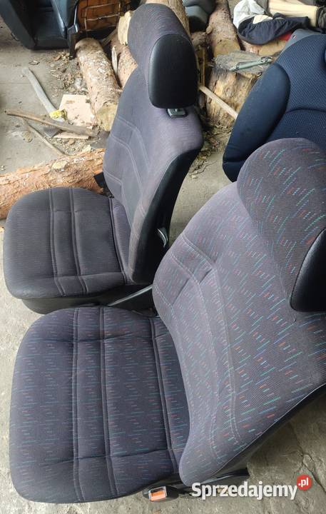 Fotele kanapa komplet volkswagen golf III 3 Wiskitki