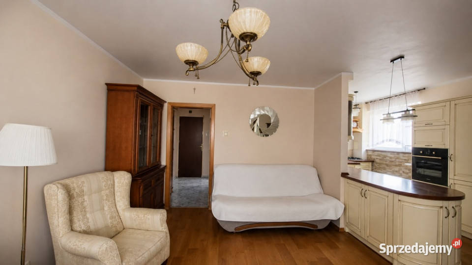 Chrobrego 4487 m 2 pokoje balkon remoncie