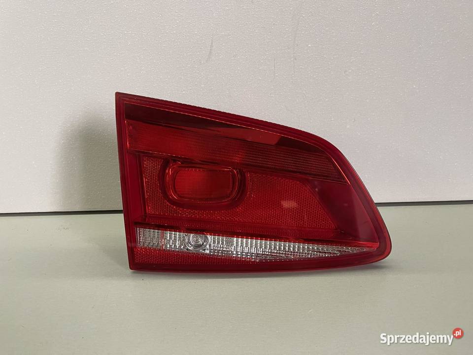 VW PASSAT B7 LEWA LAMPA W KLAPĘ KOMBI osobowe wielkopolskie