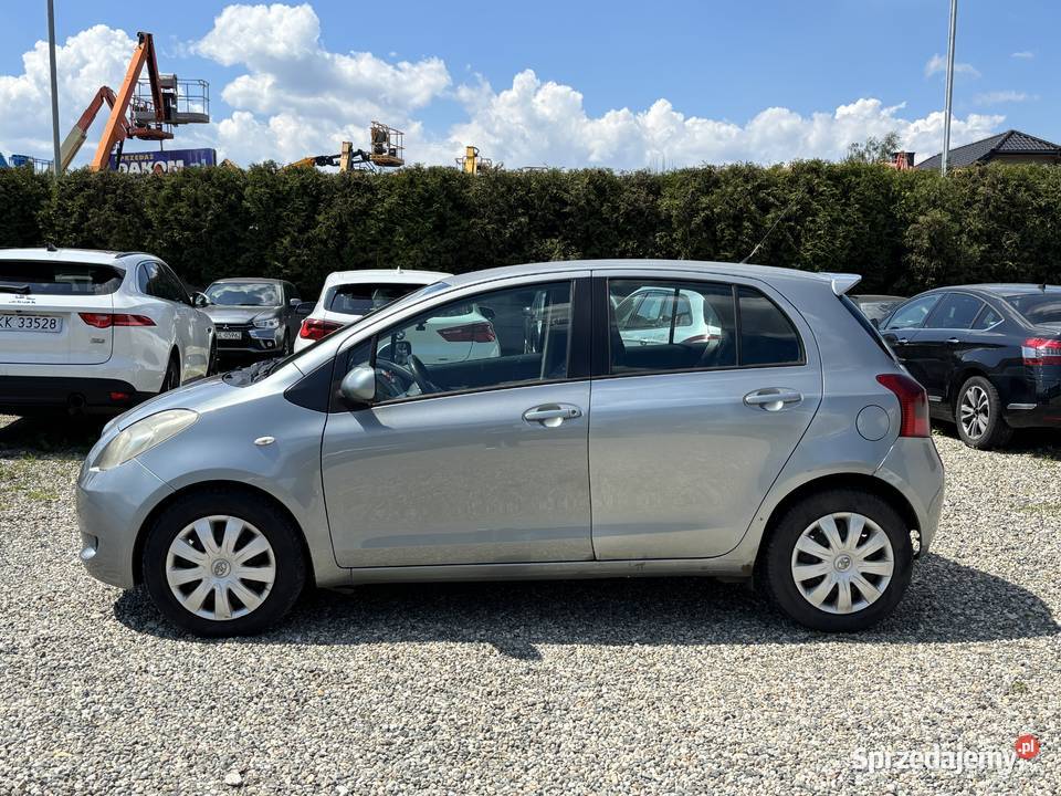 Toyota Yaris 2008r Paniówki