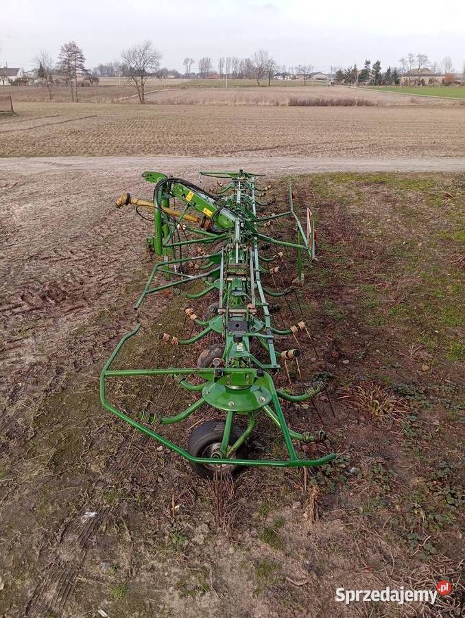 Przetrząsarka Krone KW888 Krone Goszczędza