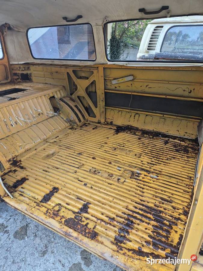 Volkswagen Transporter T2b VW ogórek westfalia Warszawa