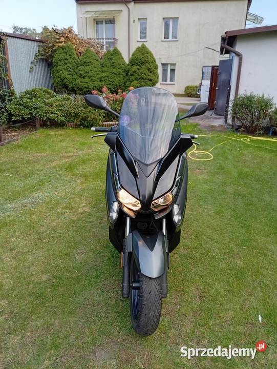 Yamaha Xmax 125