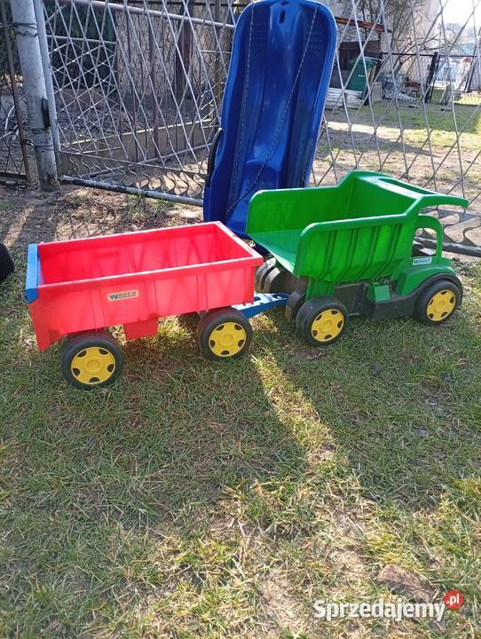 Duży samochód z przyczepą skrętną Wader Dąbrowa Górnicza