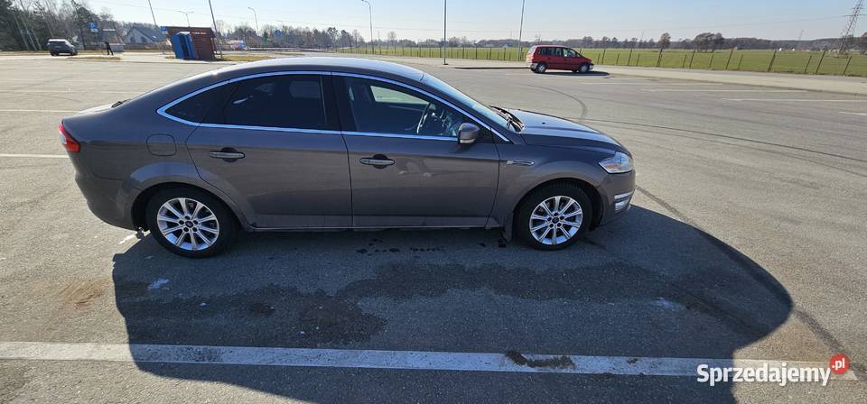 Sprzedam Ford Mondeo Mk4 światła przeciwmgielne
