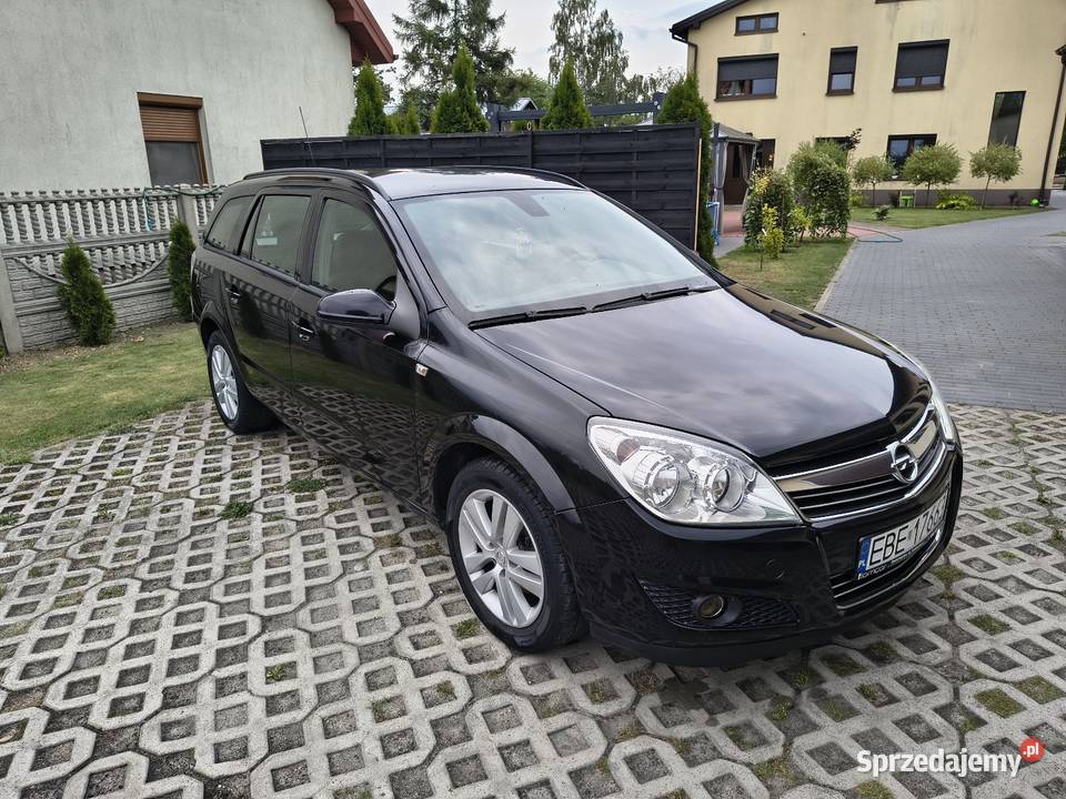 Opel Astra 16 Kombi nieuszkodzony Glinnik