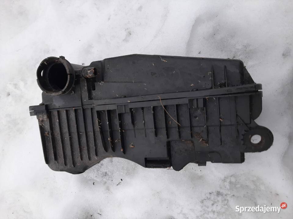 Citroen Xsara Picasso 16 16V obudowa filtra Ksawerów