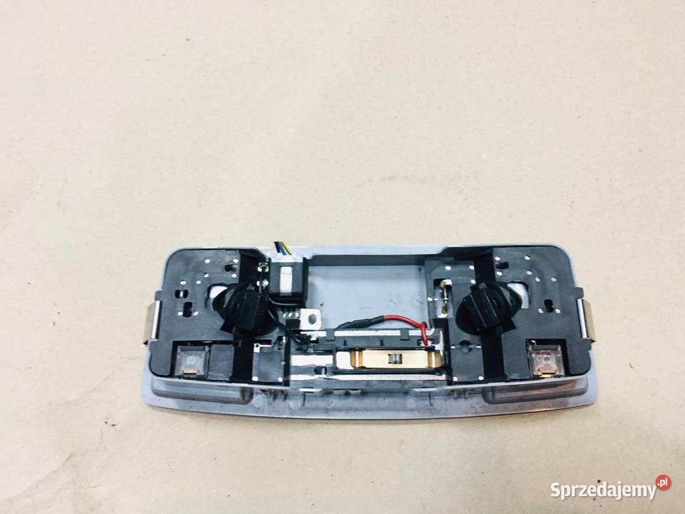 Lampka podsufitki mazda 6 l 1 generacja Szczecin