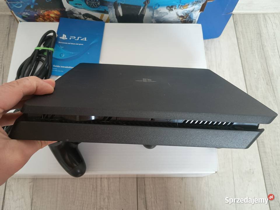 Konsola Sony Playstation 4 slim Legnica