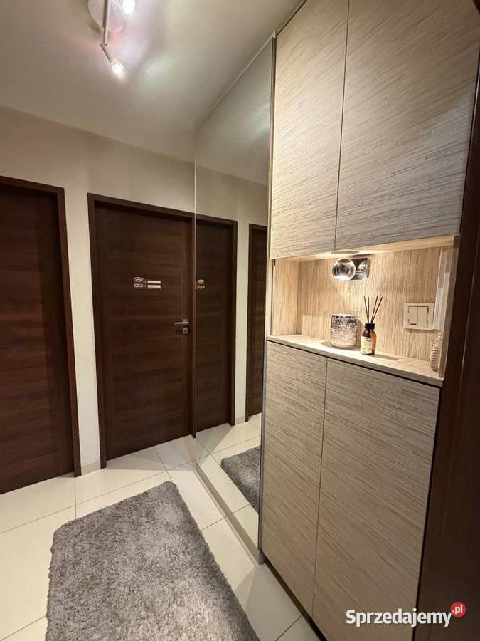2 pokoje 37 m Wola Sowińskiego 9 piętro winda Warszawa
