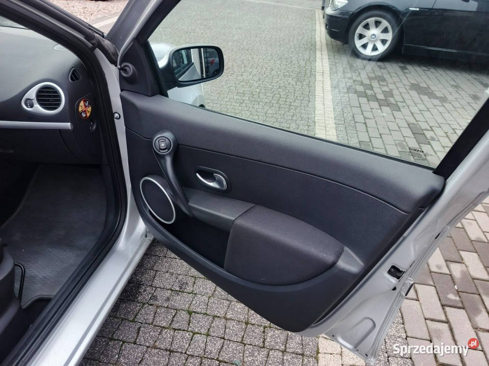 Renault Clio Klima mały przebieg Nowe sprzęgło aluminiowe felgi Chełm sprzedam