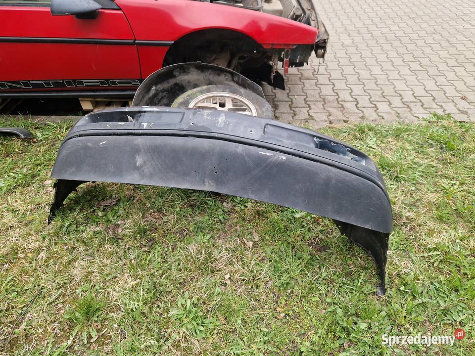 Pontiac Fiero 1988r zderzaki Katowice