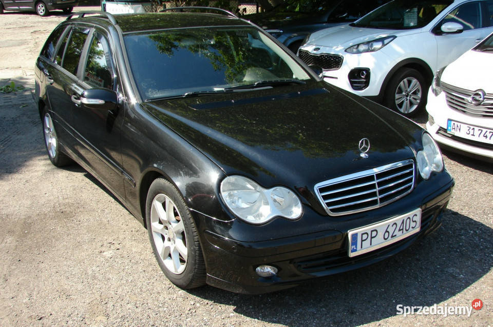 Mercedes C 180 18 E 143 Super auto W203 20002007