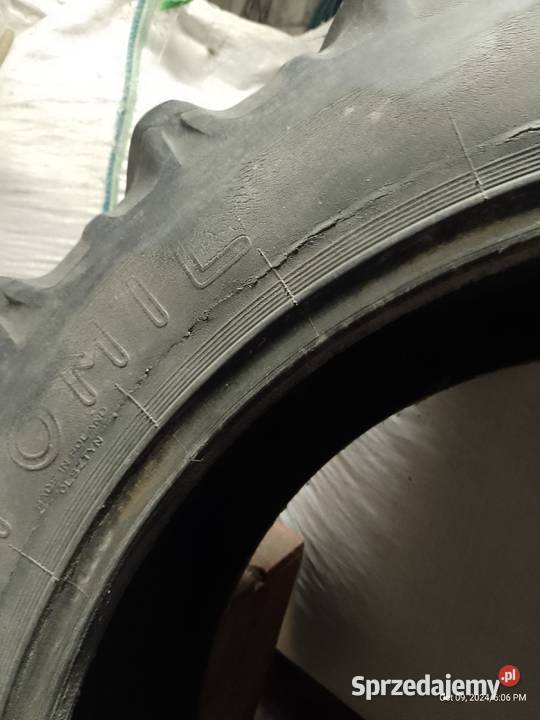 Sprzedam opony do MF255235 Zamość sprzedam