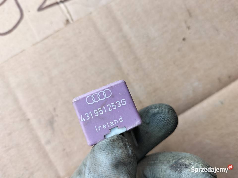 PRZEKAZNIK AUDI VW SEAT SKODA 381 431951253G