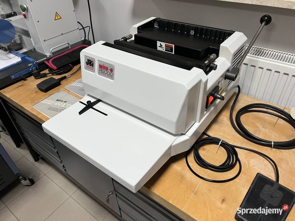 Perforator do kalendarzy James Burn JBI Wire O Radom