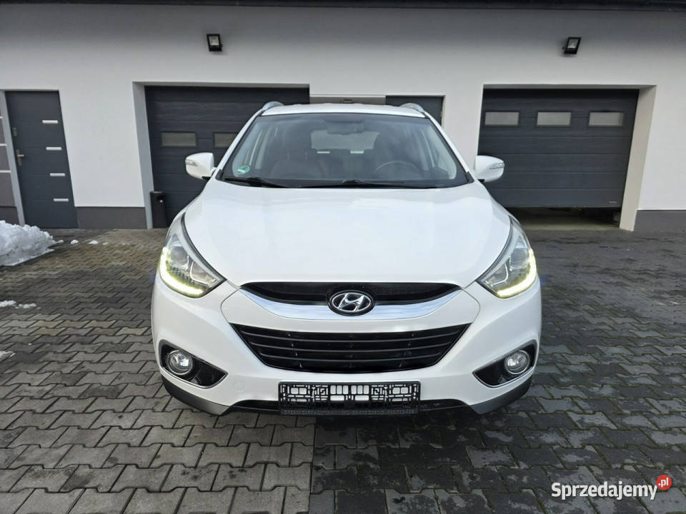 Hyundai ix35 20 benzynaautomat4x4liftkamera garażowany ix35 Żabno sprzedam