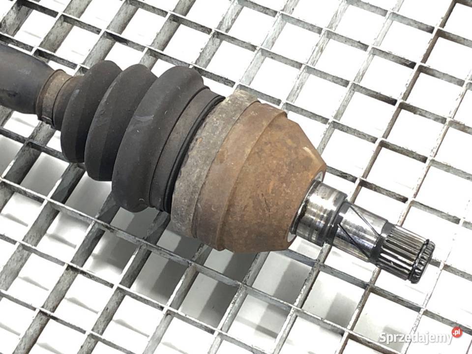 PÓŁOŚ PRAWY PRZÓD OPEL ZAFIRA C 14 140 PRZEGUB