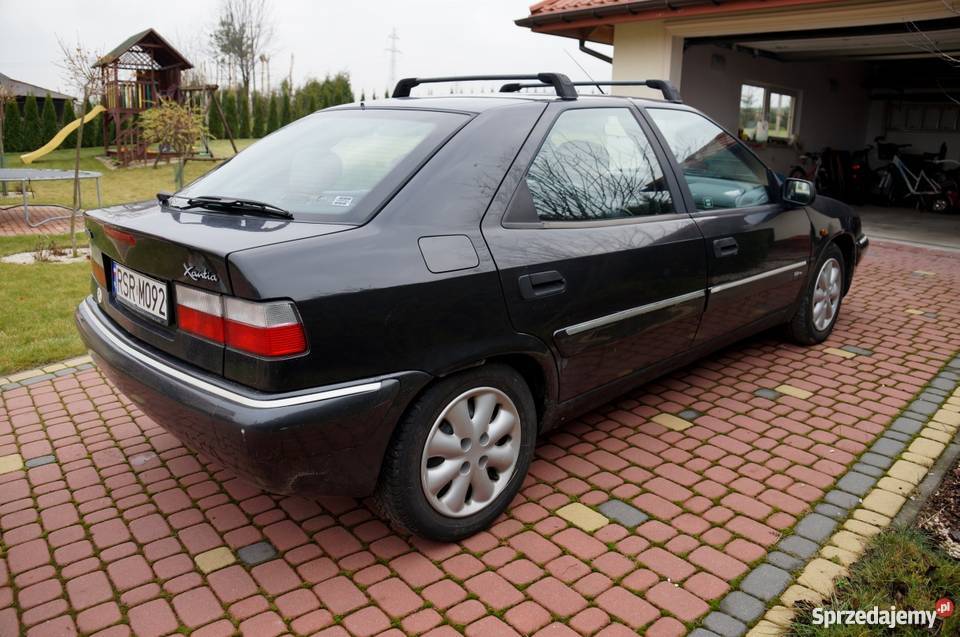 Citron Xantia II 20 16V Kajowa