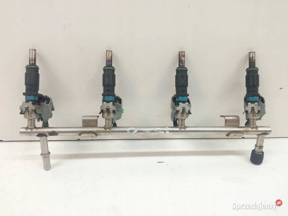 LISTWA WTRYSKOWA 16 16V Opel Astra IV 2009 2020