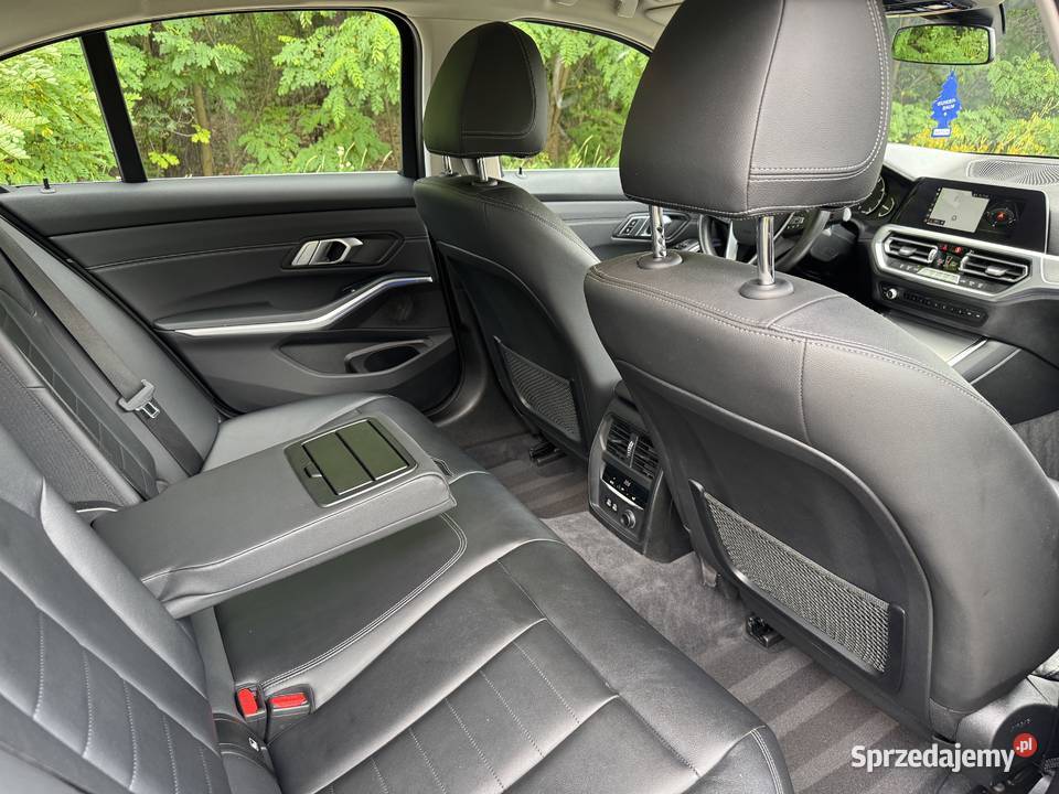 BMW Seria 3 20D automat Skóra carplay serwis ASO