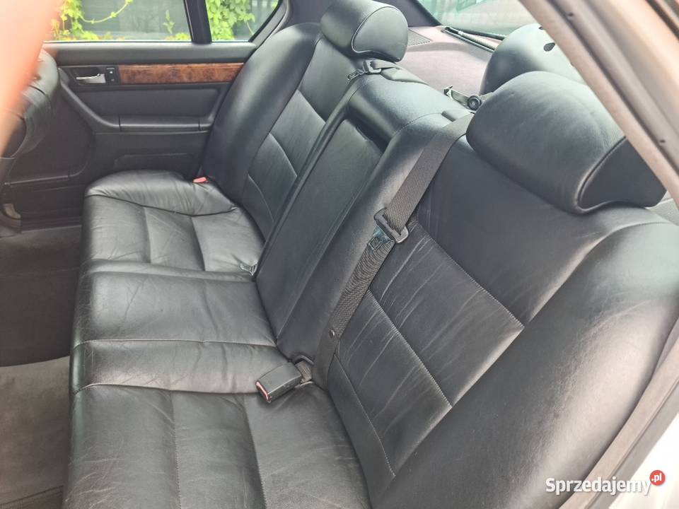 BMW Seria 7 e32 30 V8 Sedan / Limuzyna Poniatowa