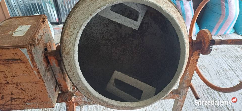 Betoniarka Atika Wrocław