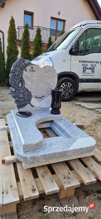 Nagrobek z sercem whiscount white szwed 2252 Pozostałe dolnośląskie Świdnica